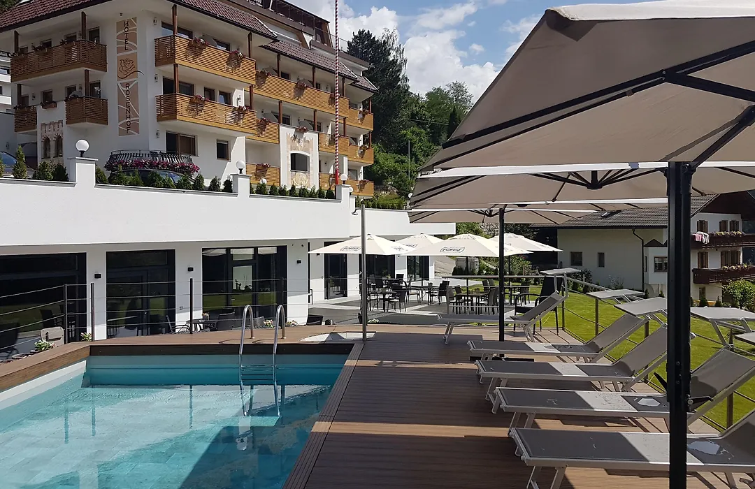 Molaris Lodge-1